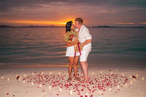 Exploring Romantic Love in El Nido .